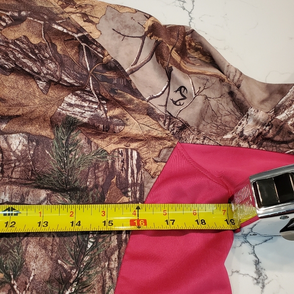 Realtree Fleece Lined Camouflage Ladies Pullover Sweatshirt ~ EUC - Picture 13 of 13